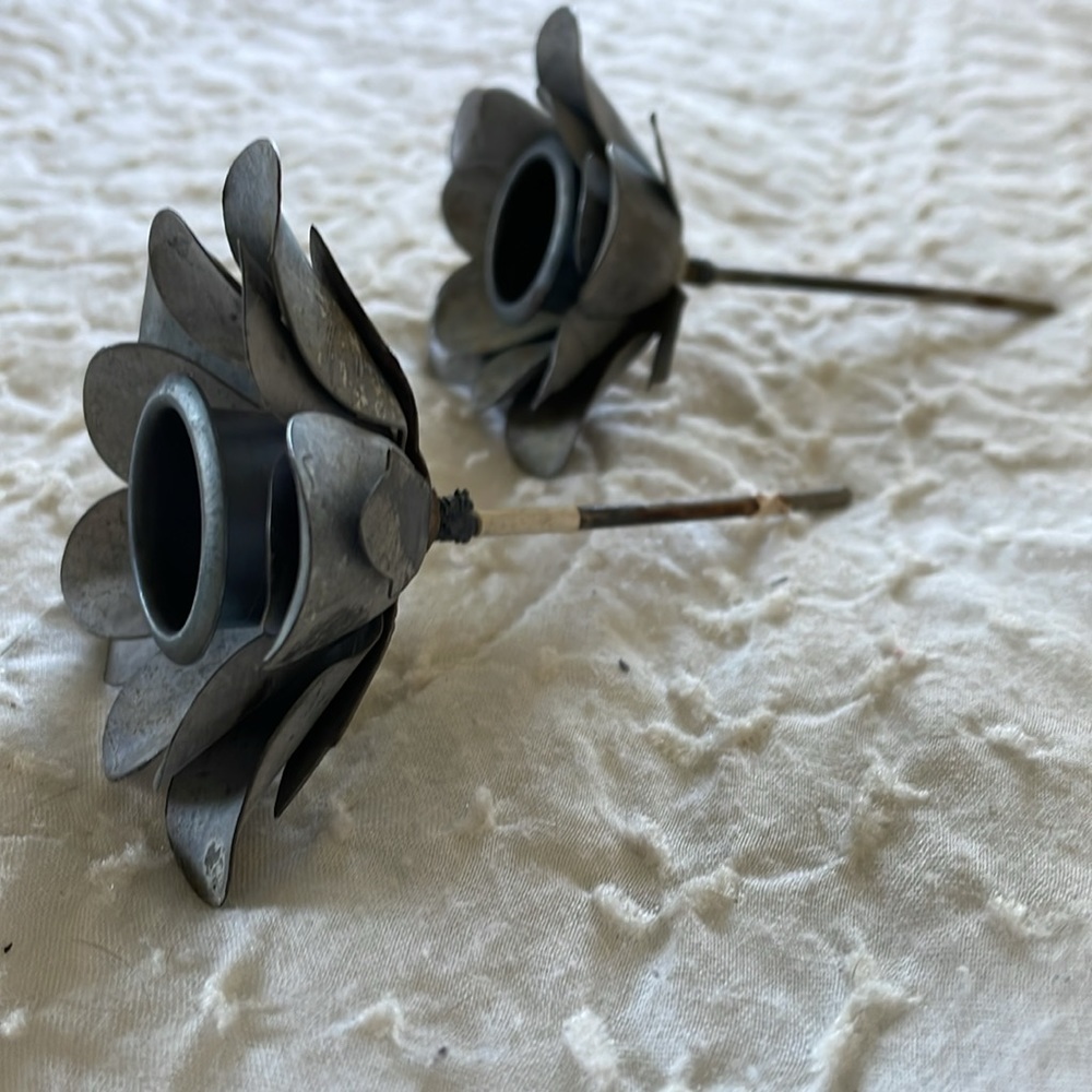 Metal flowers. Lot of 2. Handmade. 3 inches wide. 4 inches tall. - Picture 2 of 7